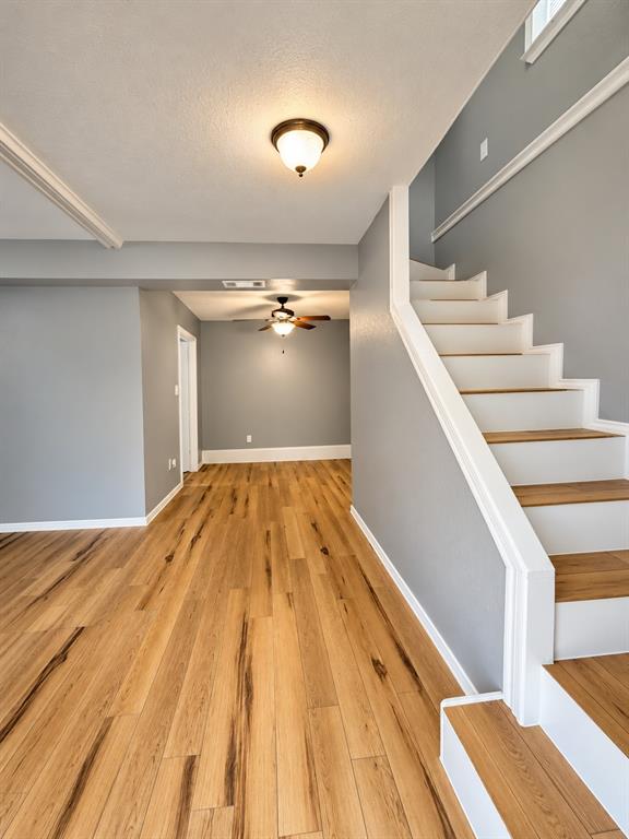 1032 W Oak Street, Weatherford, TX 76086