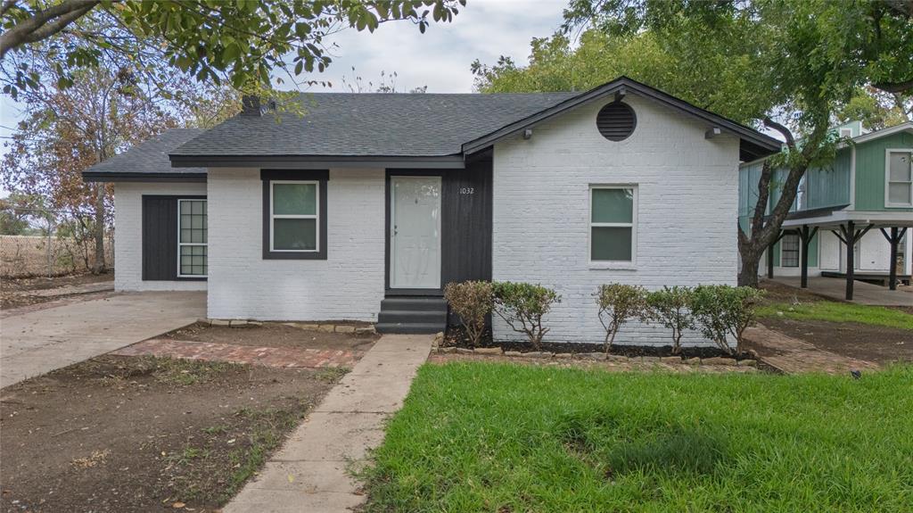 1032 W Oak Street, Weatherford, TX 76086