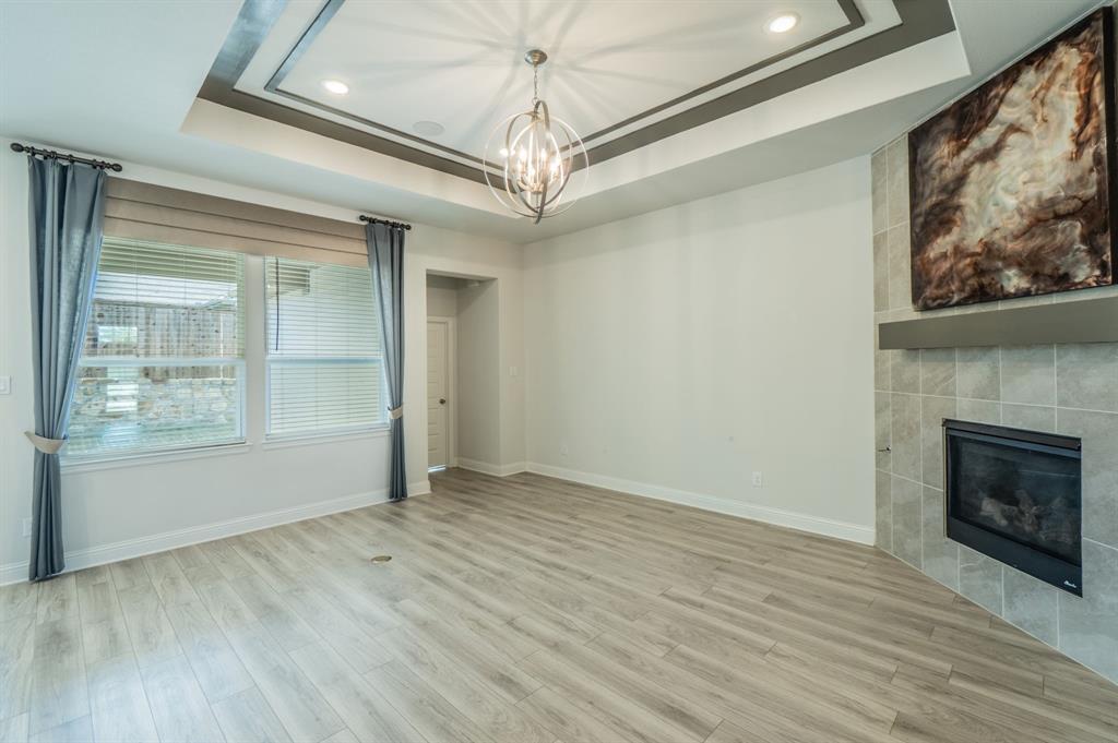 260 Tallgrass Drive, Lavon, TX 75166