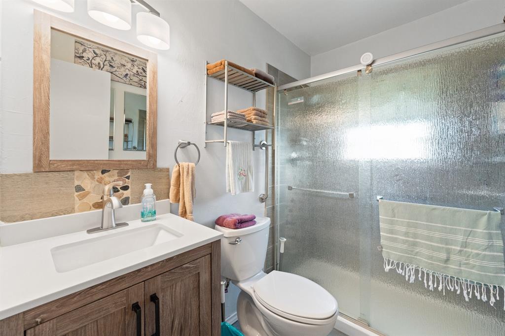 3320 B N Main Street, Cleburne, TX 76033