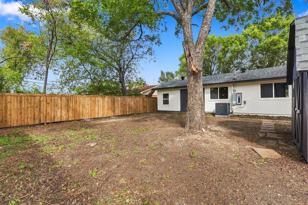 737 Blueberry Lane, Grand Prairie, TX 75052