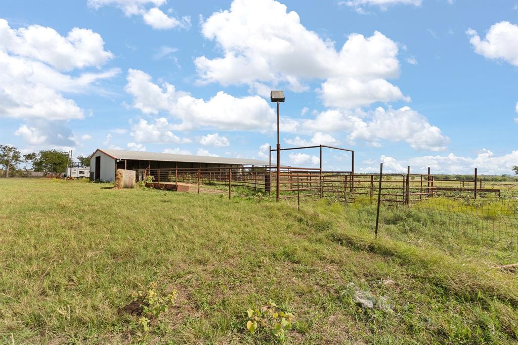 9301 Cr-1127, Godley, TX 76044