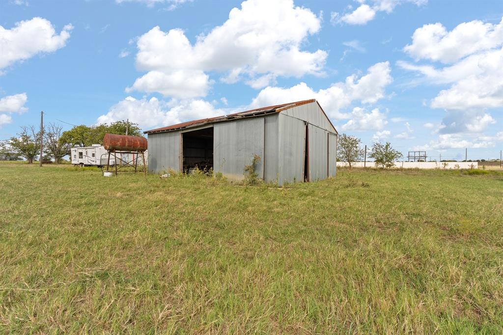 9301 Cr-1127, Godley, TX 76044