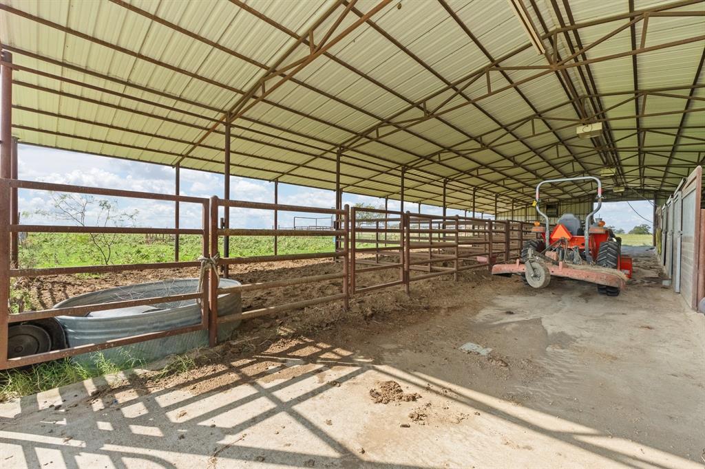 9301 Cr-1127, Godley, TX 76044