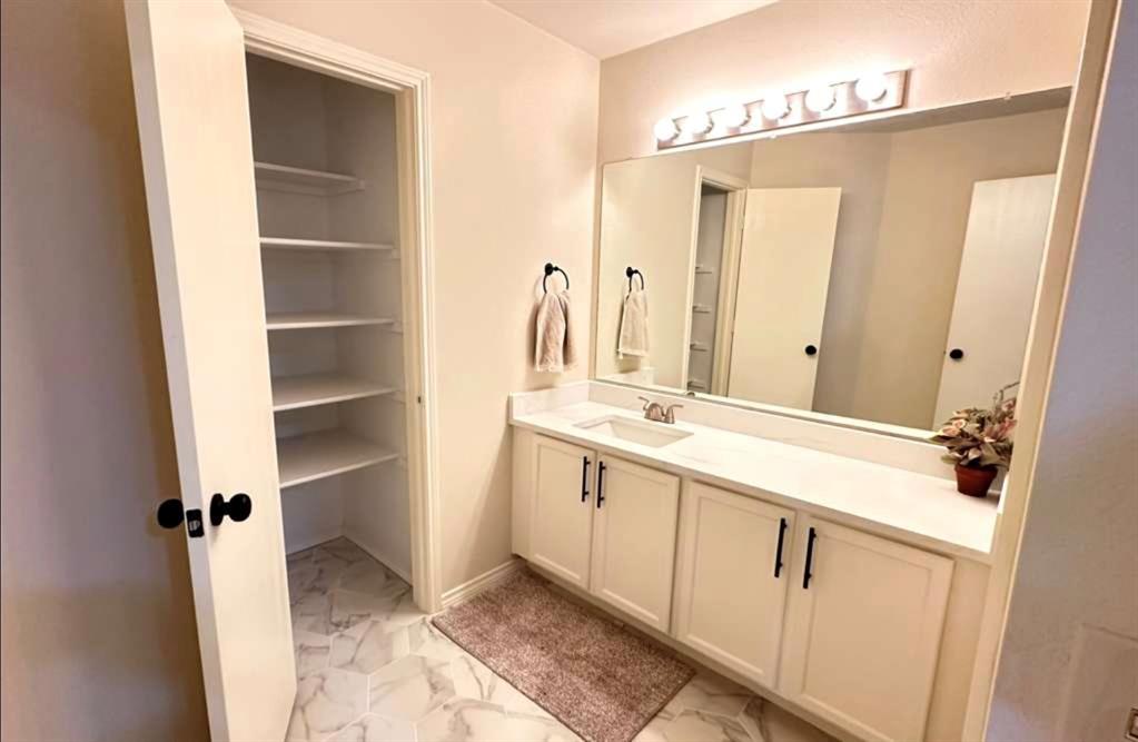 2212 Hamden Court, Little Elm, TX 75068
