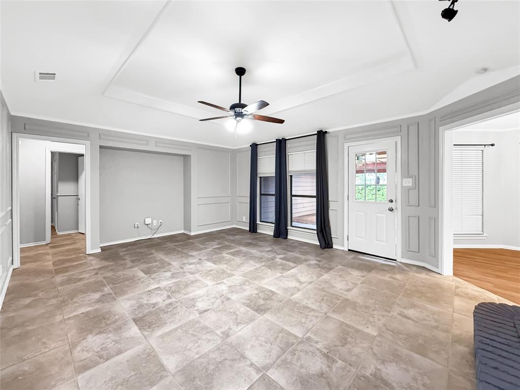 305 N Cottonbelt Avenue, Wylie, TX 75098 305 N Cottonbelt Avenue, Wylie, TX 75098