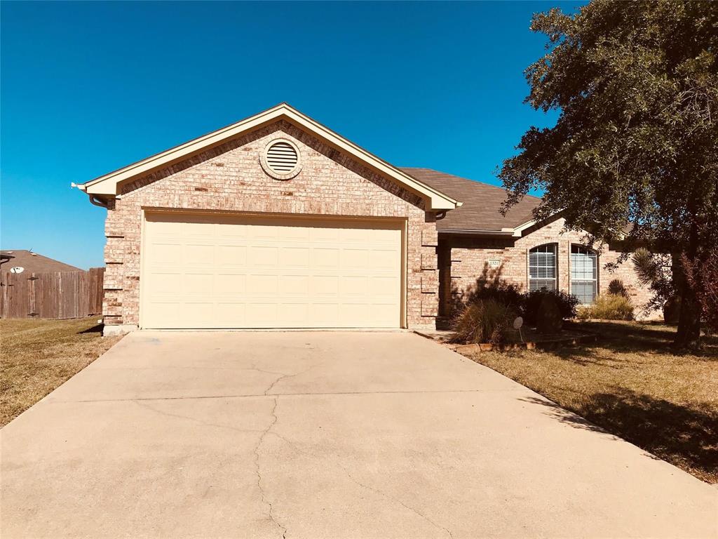 1321 Yukon, Midlothian, TX 76065