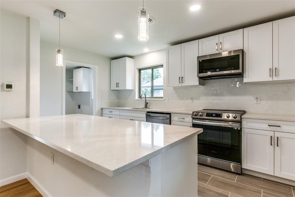3517 Woodleigh Drive, Dallas, TX 75229