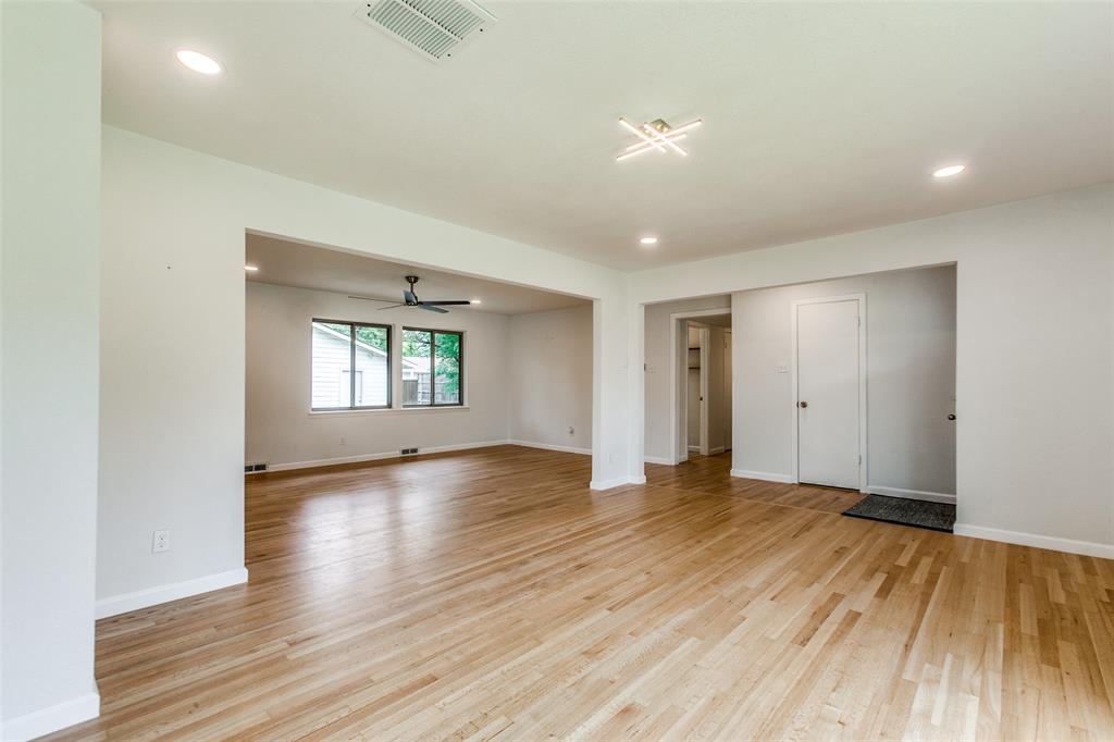 3517 Woodleigh Drive, Dallas, TX 75229