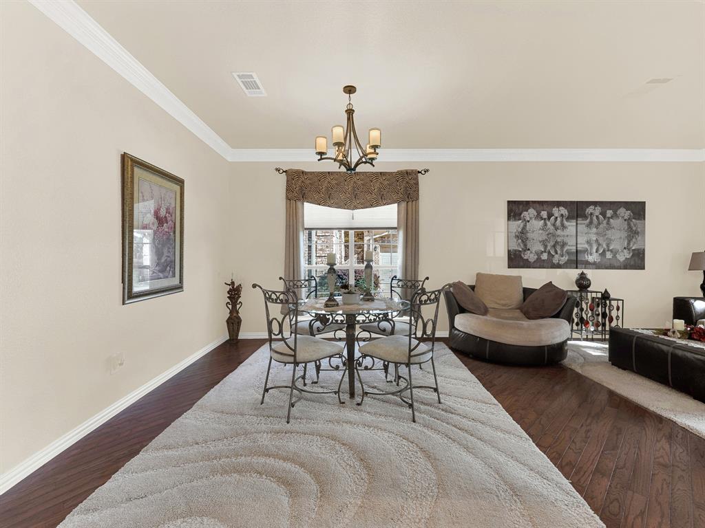 2328 Tawny Owl Road, Grand Prairie, TX 75052