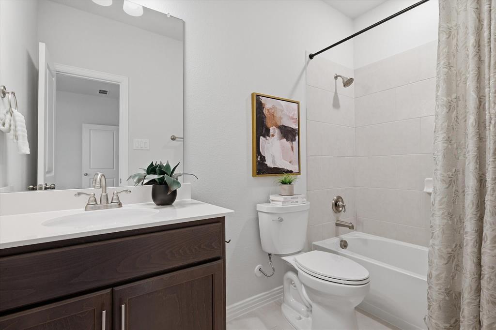 guest bath ensuite