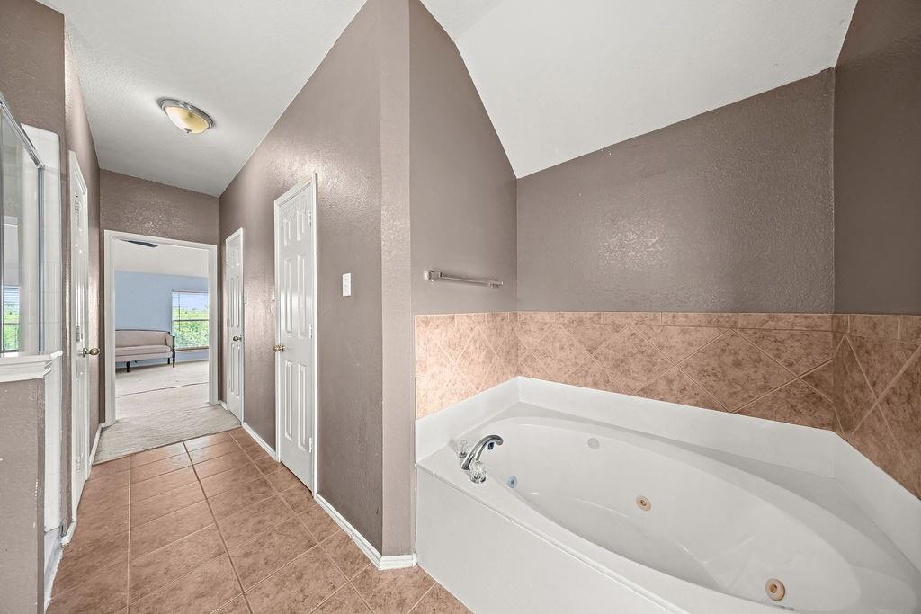 2215 Elm Falls Place, Mesquite, TX 75181