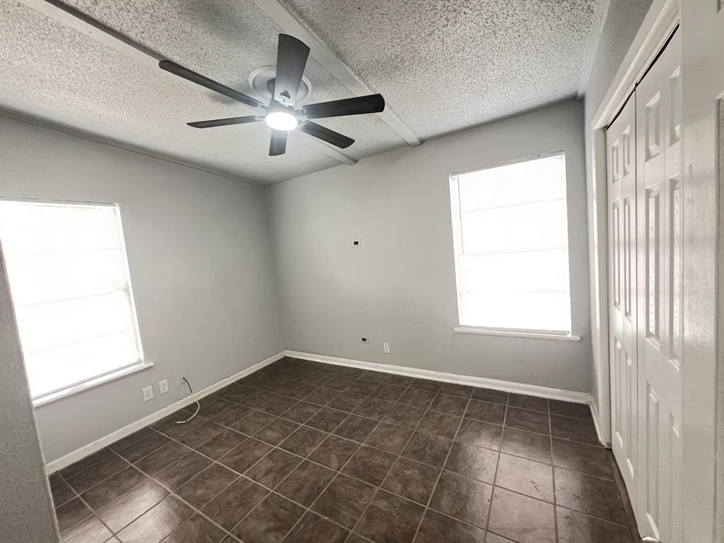 2532 Loy Lake Road, Denison, TX 75020