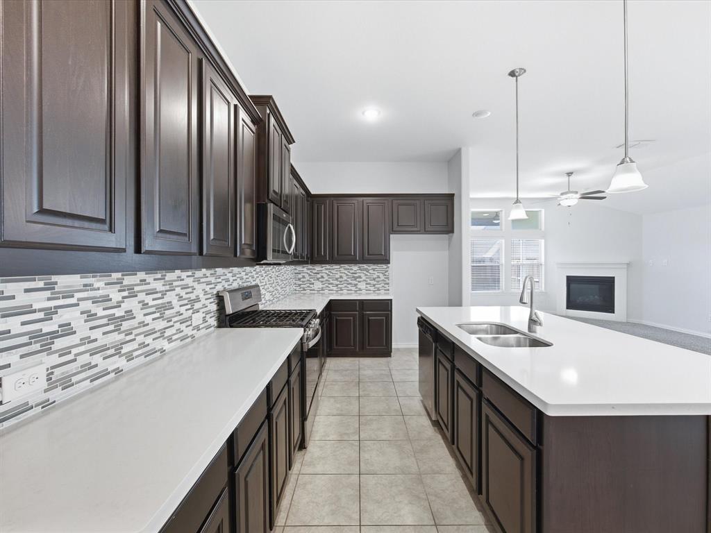 2810 Willow Lane, Melissa, TX 75454