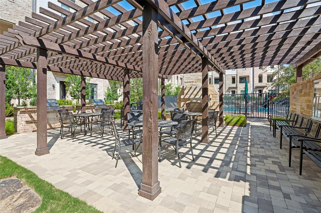 617 Dalton Lane, Irving, TX 75039