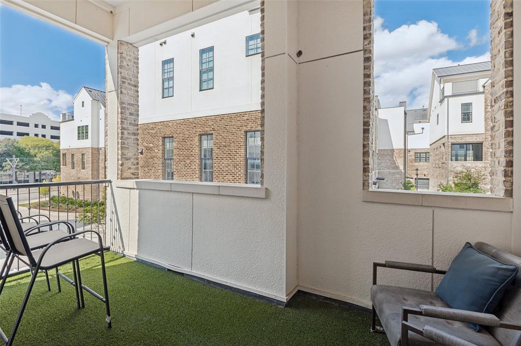 617 Dalton Lane, Irving, TX 75039