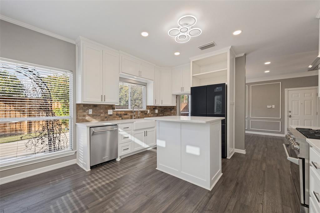 Tile floors are always welcome in the kitchen.
