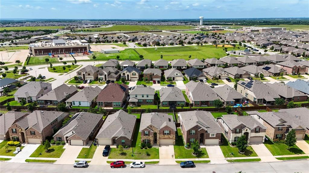 817 Black Hawk Drive, Princeton, TX 75407