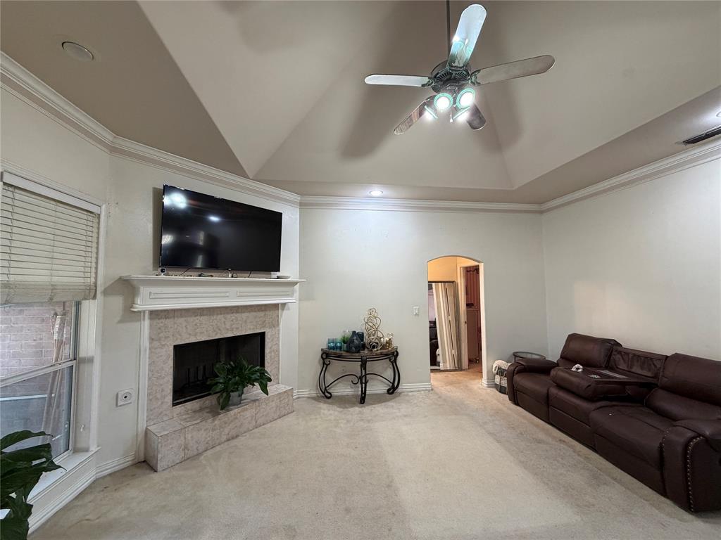 2127 Rana Park, Flint, TX 75762