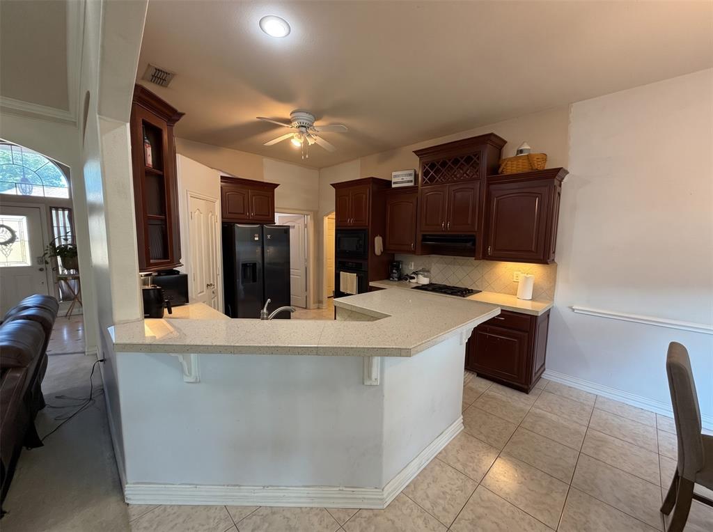 2127 Rana Park, Flint, TX 75762
