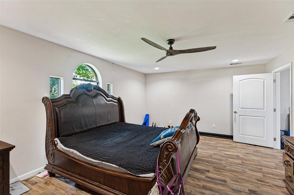 8525 County Road 528, Burleson, TX 76028