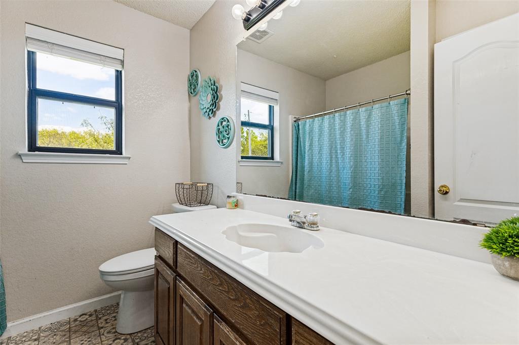 8525 County Road 528, Burleson, TX 76028