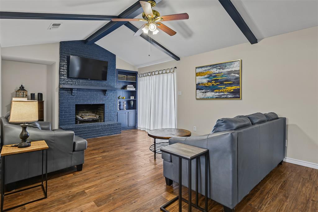 116 San Jacinto Street, Waxahachie, TX 75165 116 San Jacinto Street, Waxahachie, TX 75165