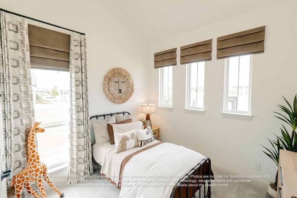 2119 Bond Street36