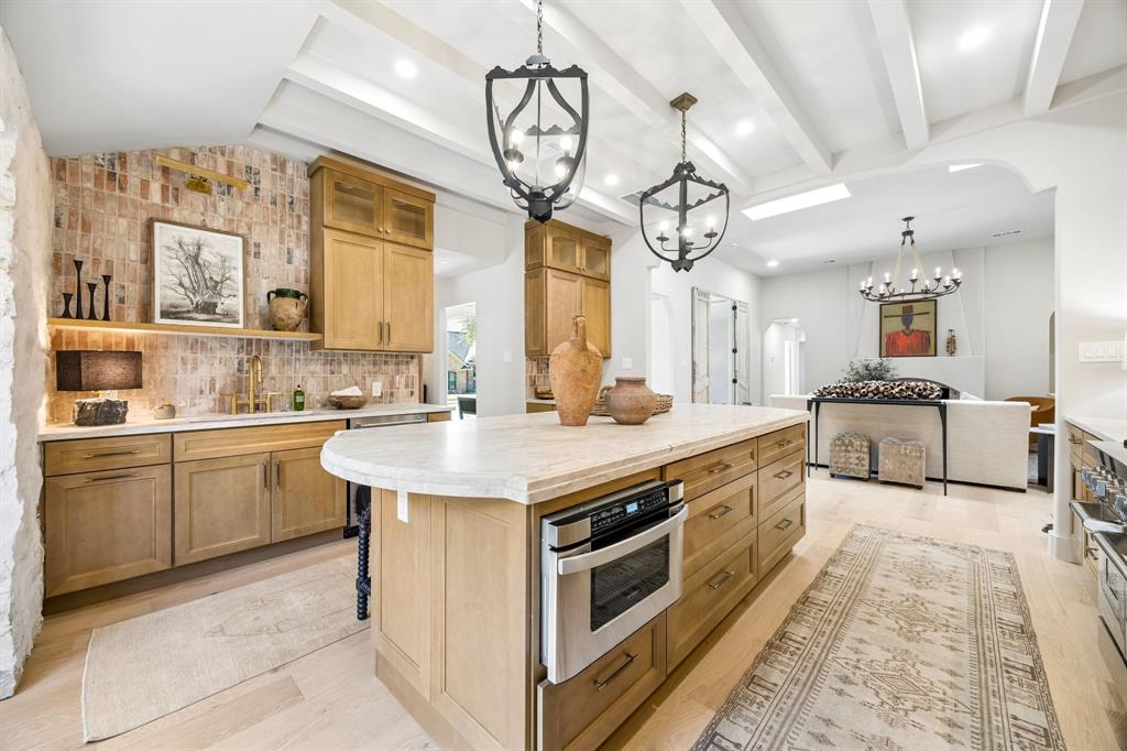 6411 Camille Avenue, Dallas, TX 75252 6411 Camille Avenue, Dallas, TX 75252