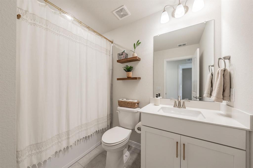 2725 Henson Lane, Garland, TX 75040