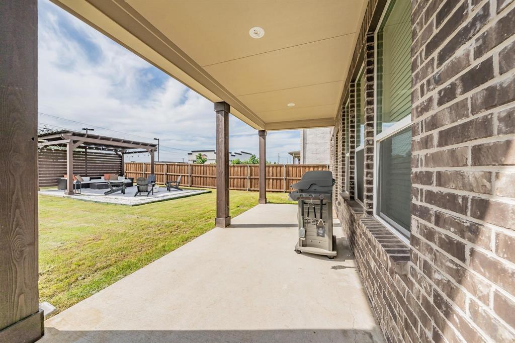 2725 Henson Lane, Garland, TX 75040