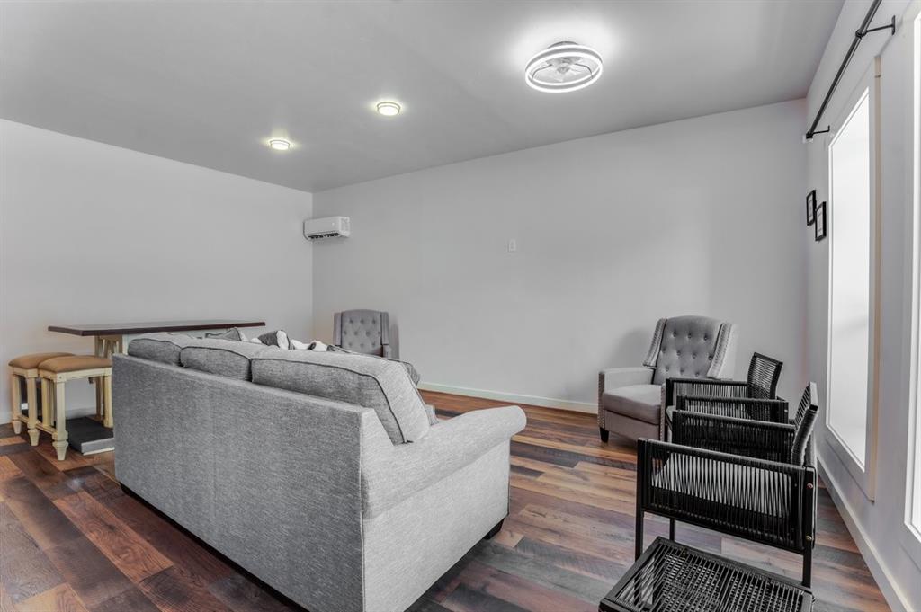 6015 Bonanza Drive, #D, Granbury, TX 76049