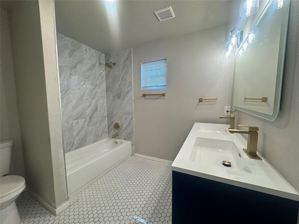 2707 Cross Street, Dallas, TX 75210 2707 Cross Street, Dallas, TX 75210