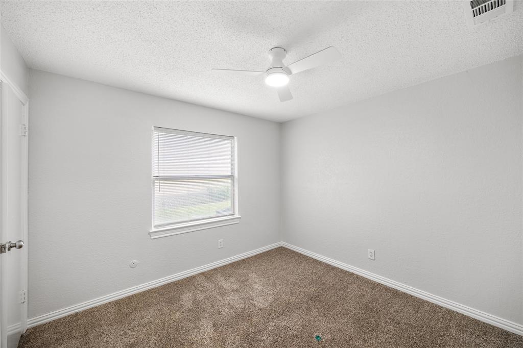 1605 Proctor Drive, Grand Prairie, TX 75051