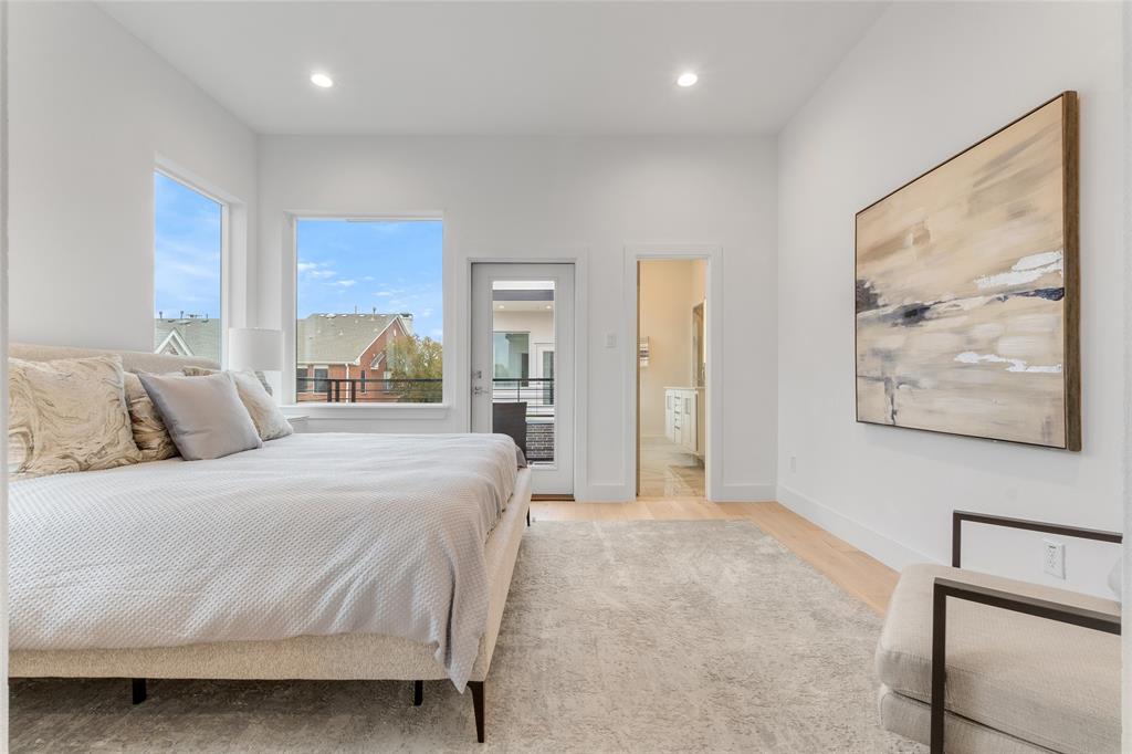 3915 N Hall Street, #302, Dallas, TX 75219