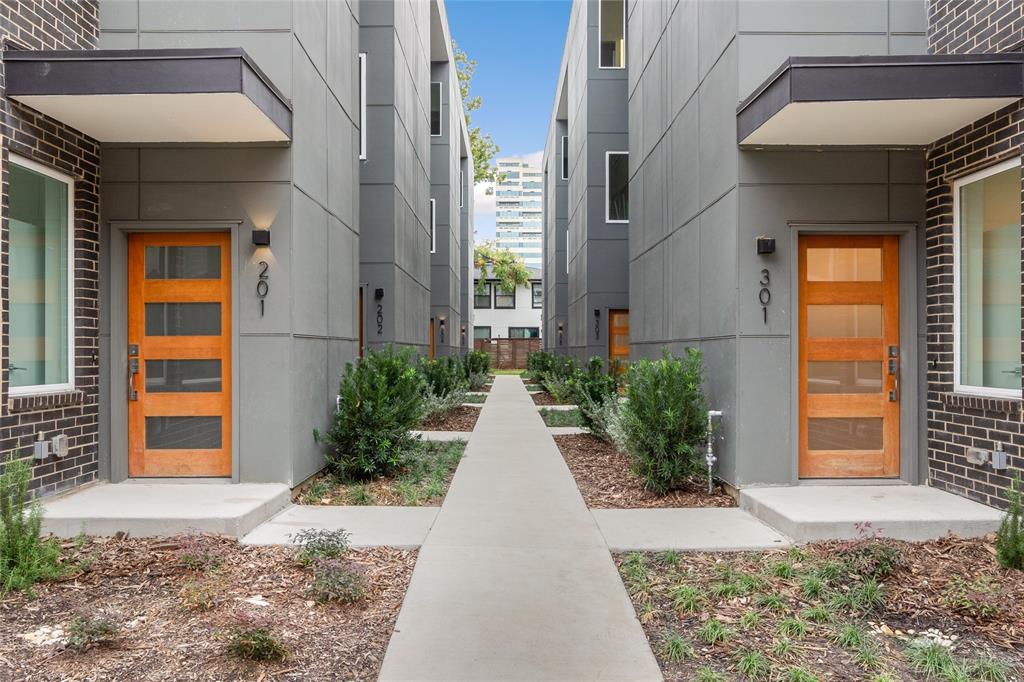 3915 N Hall Street, #302, Dallas, TX 75219