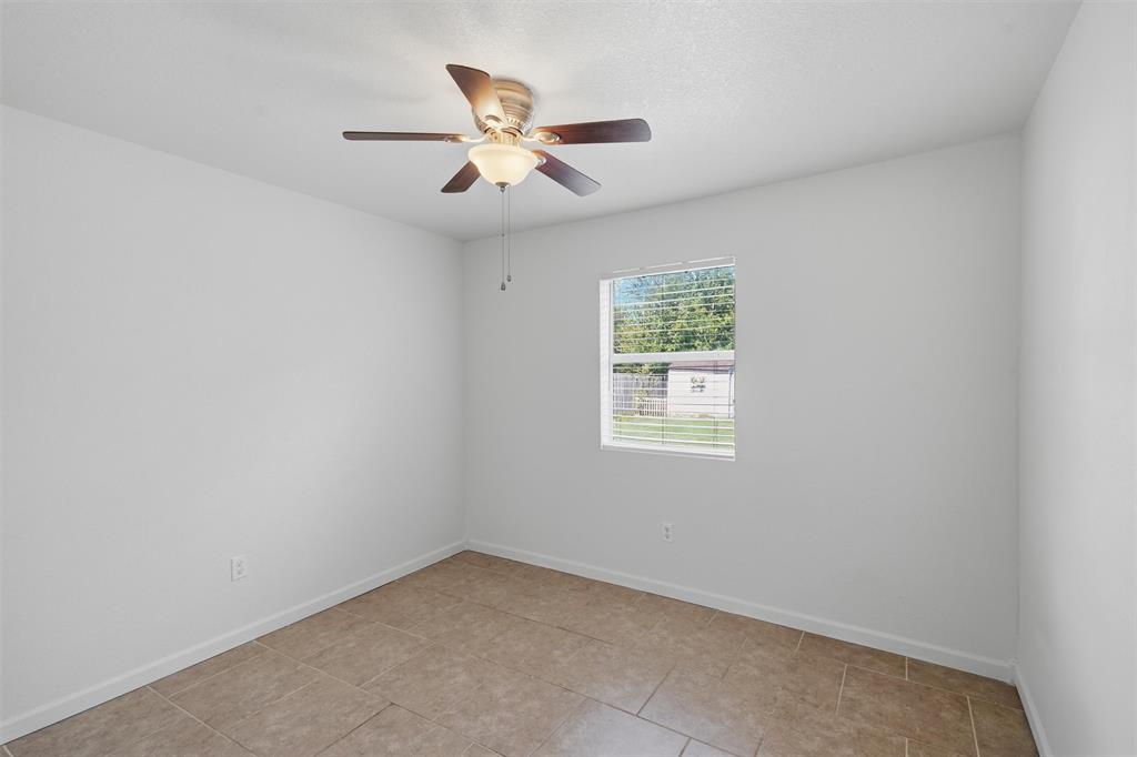 706 Shady Grove Drive, Granbury, TX 76049