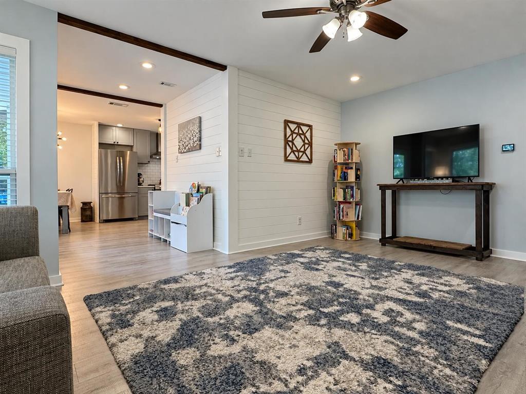 8405 Creekwood Drive, Dallas, TX 75228