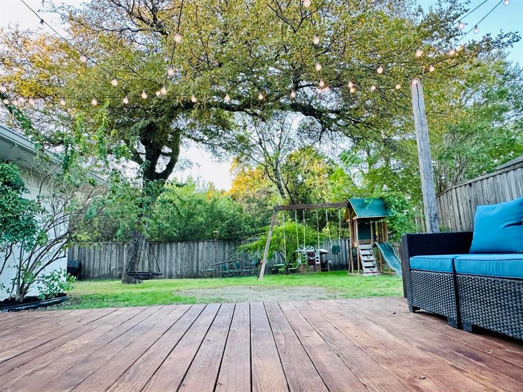 8405 Creekwood Drive, Dallas, TX 75228