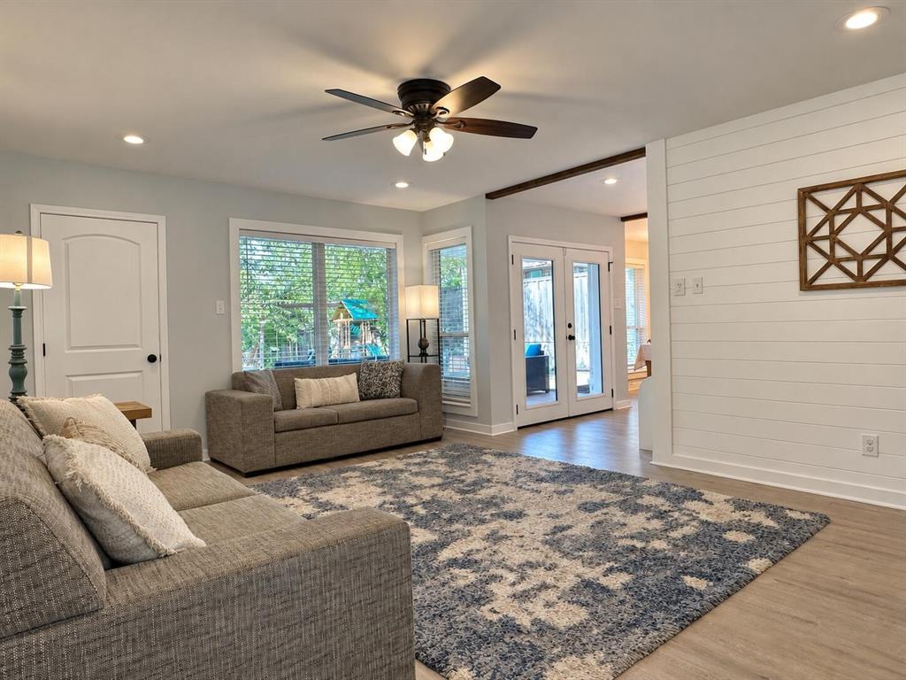 8405 Creekwood Drive, Dallas, TX 75228