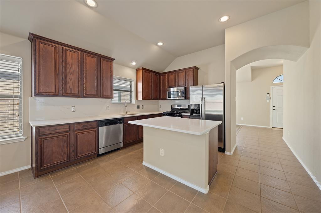 5124 Hidden Knolls Drive, McKinney, TX 75071