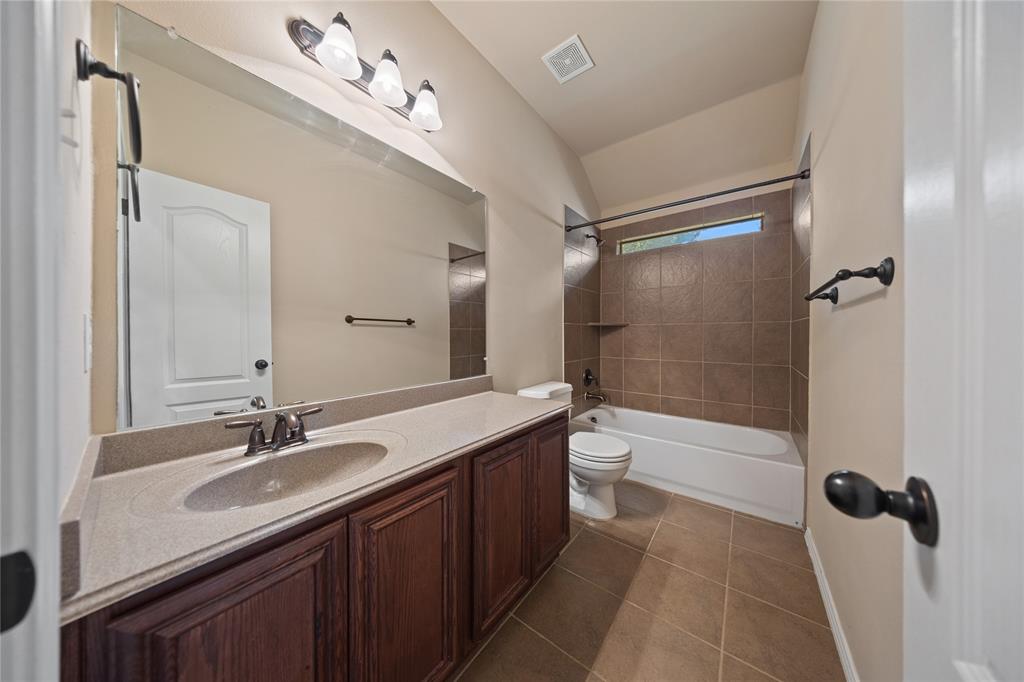 5124 Hidden Knolls Drive, McKinney, TX 75071