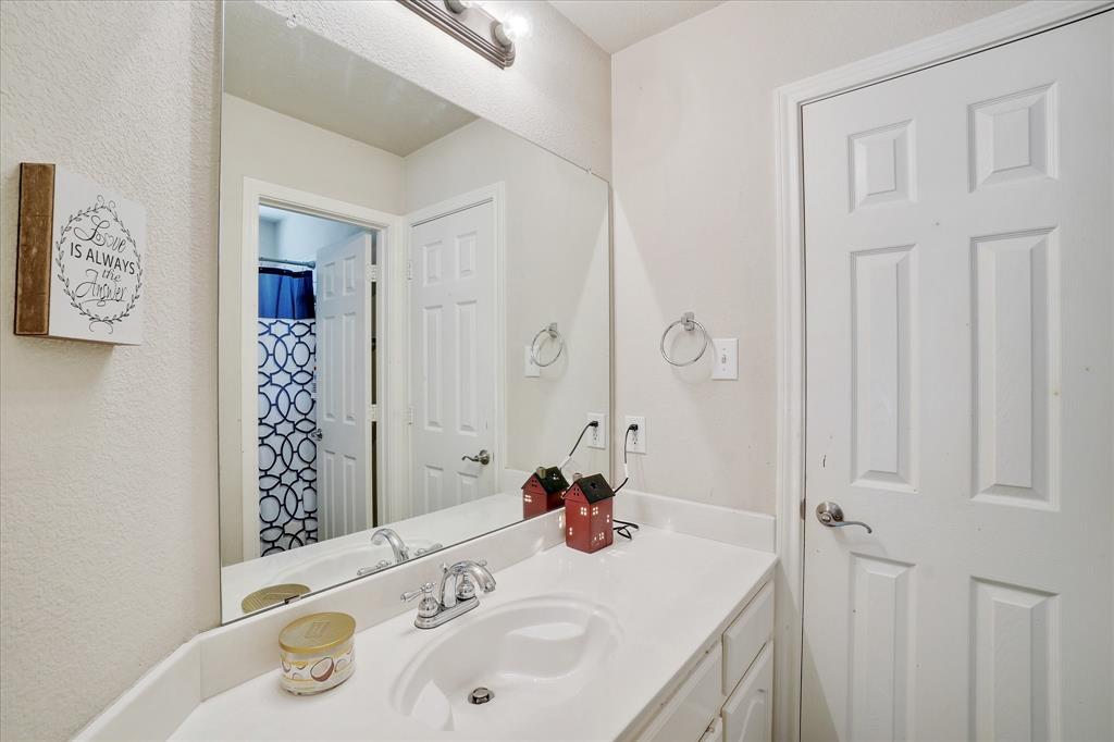 10153 Ferry Farm Lane, Frisco, TX 75035
