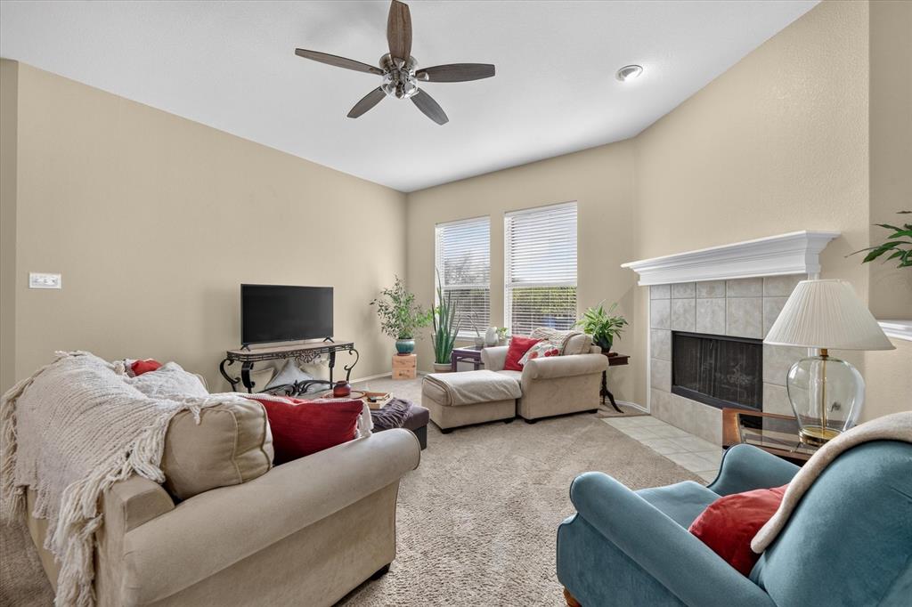 5717 Southern Hills Drive, North Richland Hills, TX 76180