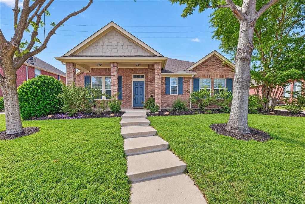 5717 Southern Hills Drive, North Richland Hills, TX 76180