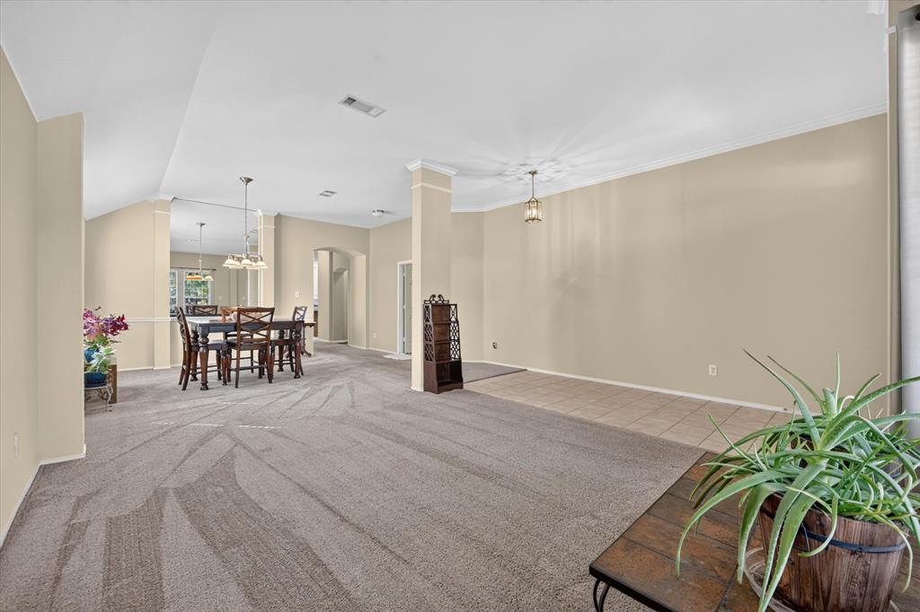 5717 Southern Hills Drive, North Richland Hills, TX 76180