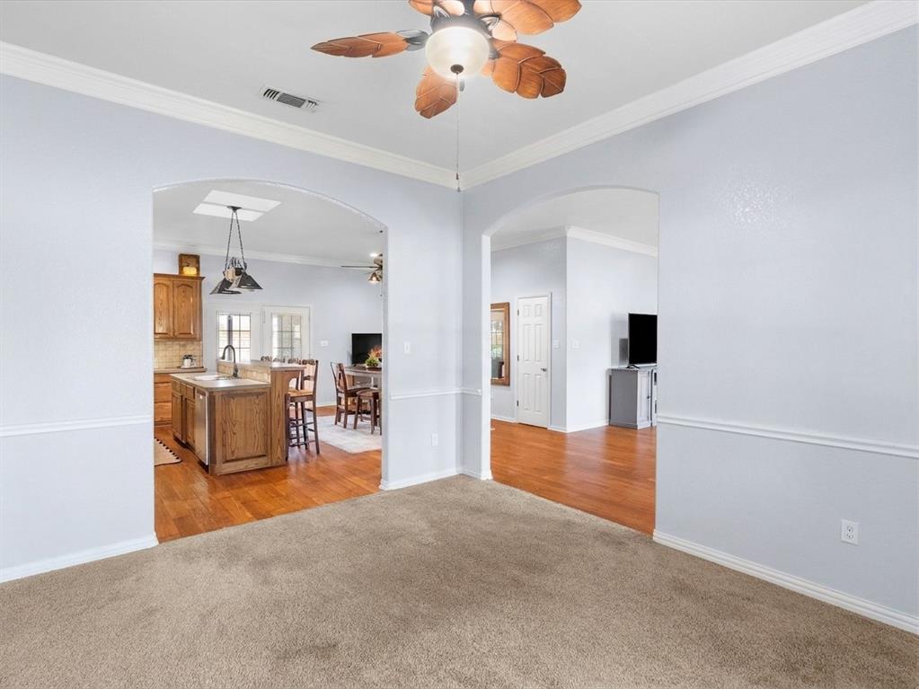 Dining area conveniently located off kitchen