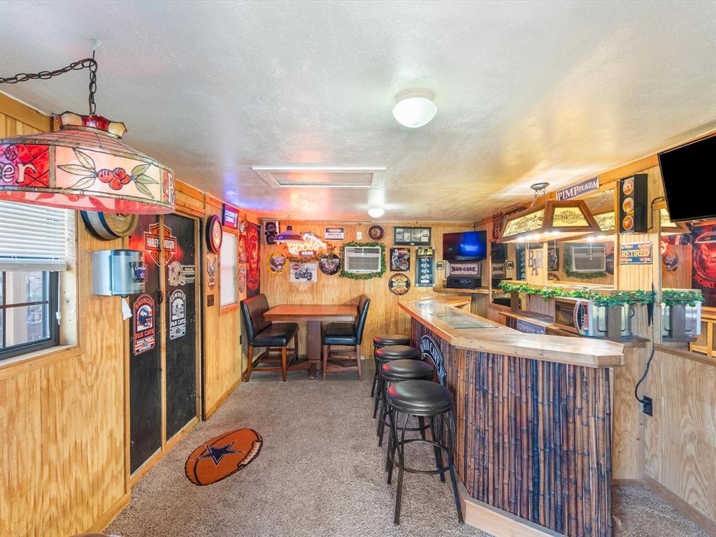 Man cave or she shed