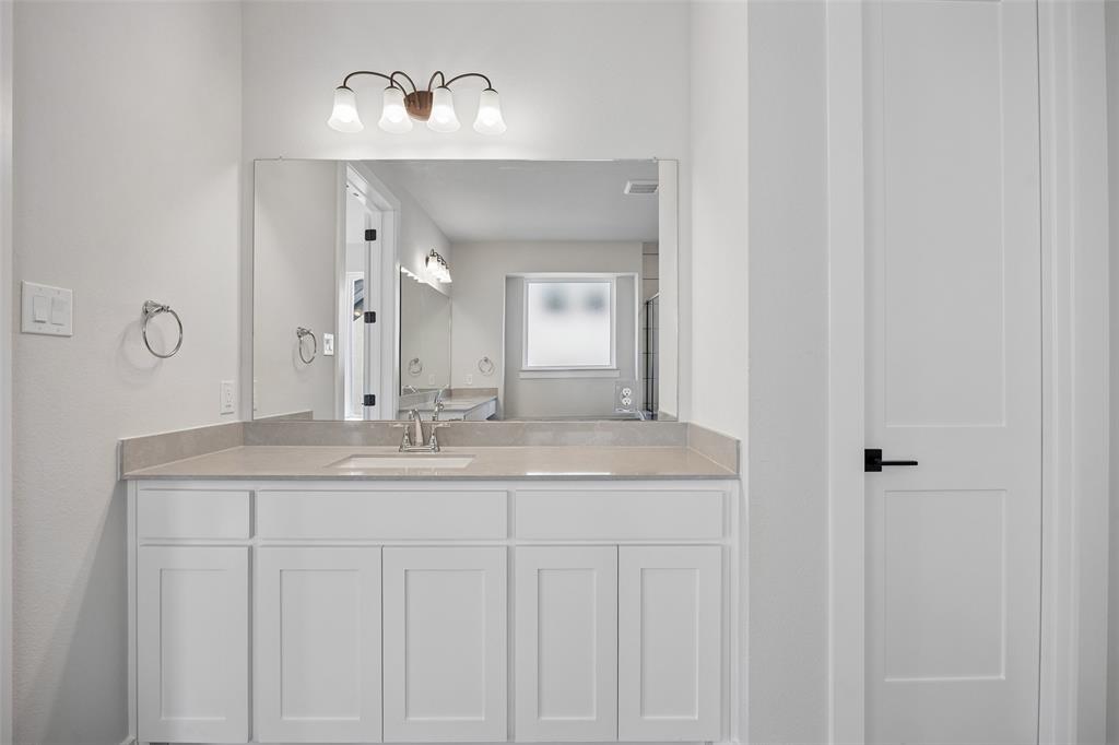 8514 Great Stone Trail, Rowlett, TX 75089