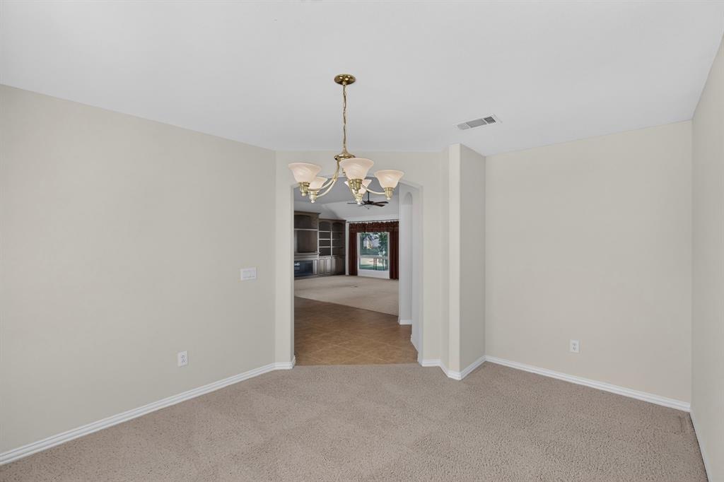 9900 Hanford Drive, Denton, TX 76207